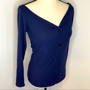 Reformation off the shoulder, knit top with front button detail, sz L